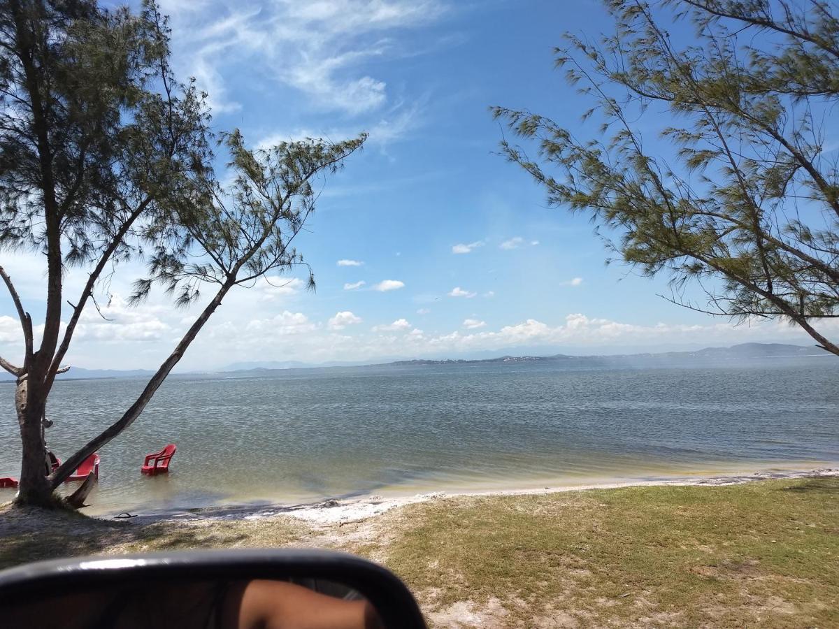 Entre A Praia E A Lagoa Arraial do Cabo Kültér fotó